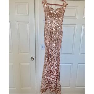 A&N Luxe Mia Sequin Gown - Rose Gold - L